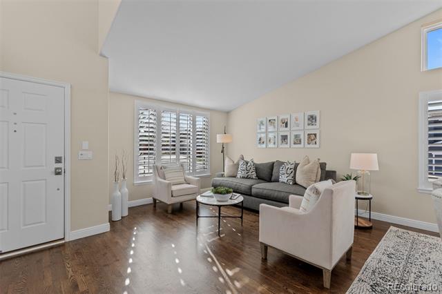 10087 Blackbird Circle