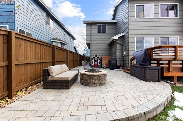 10087 Blackbird Circle