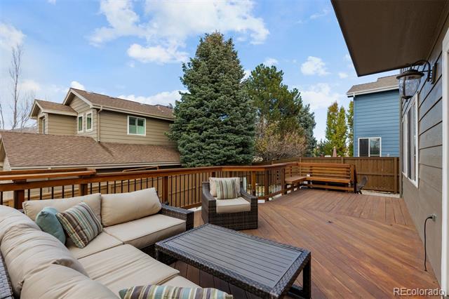 10087 Blackbird Circle