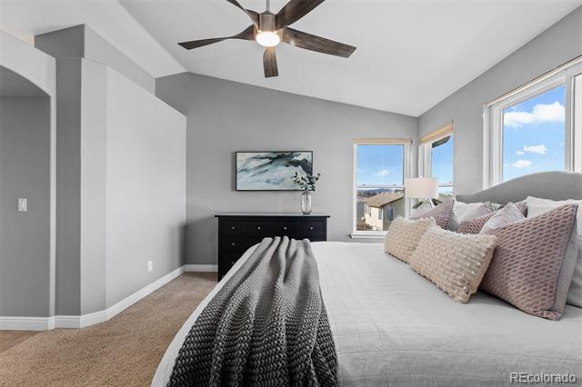 10087 Blackbird Circle