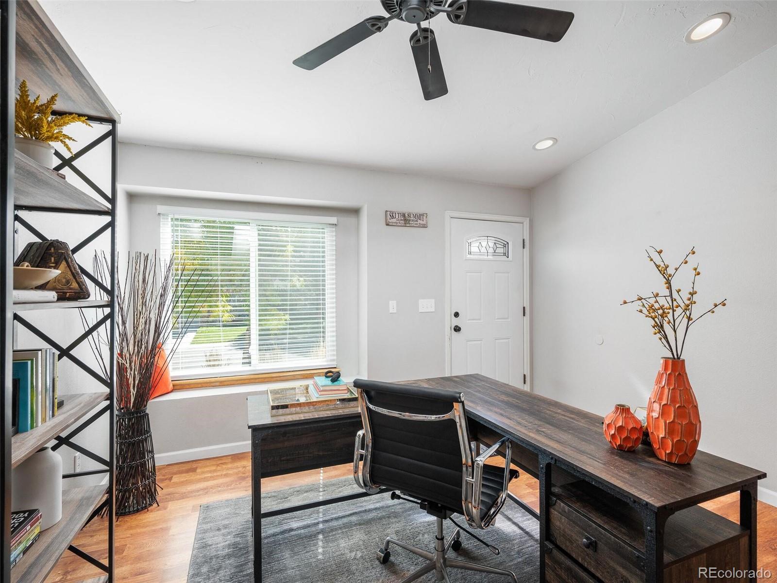 4891 Collinsville Place