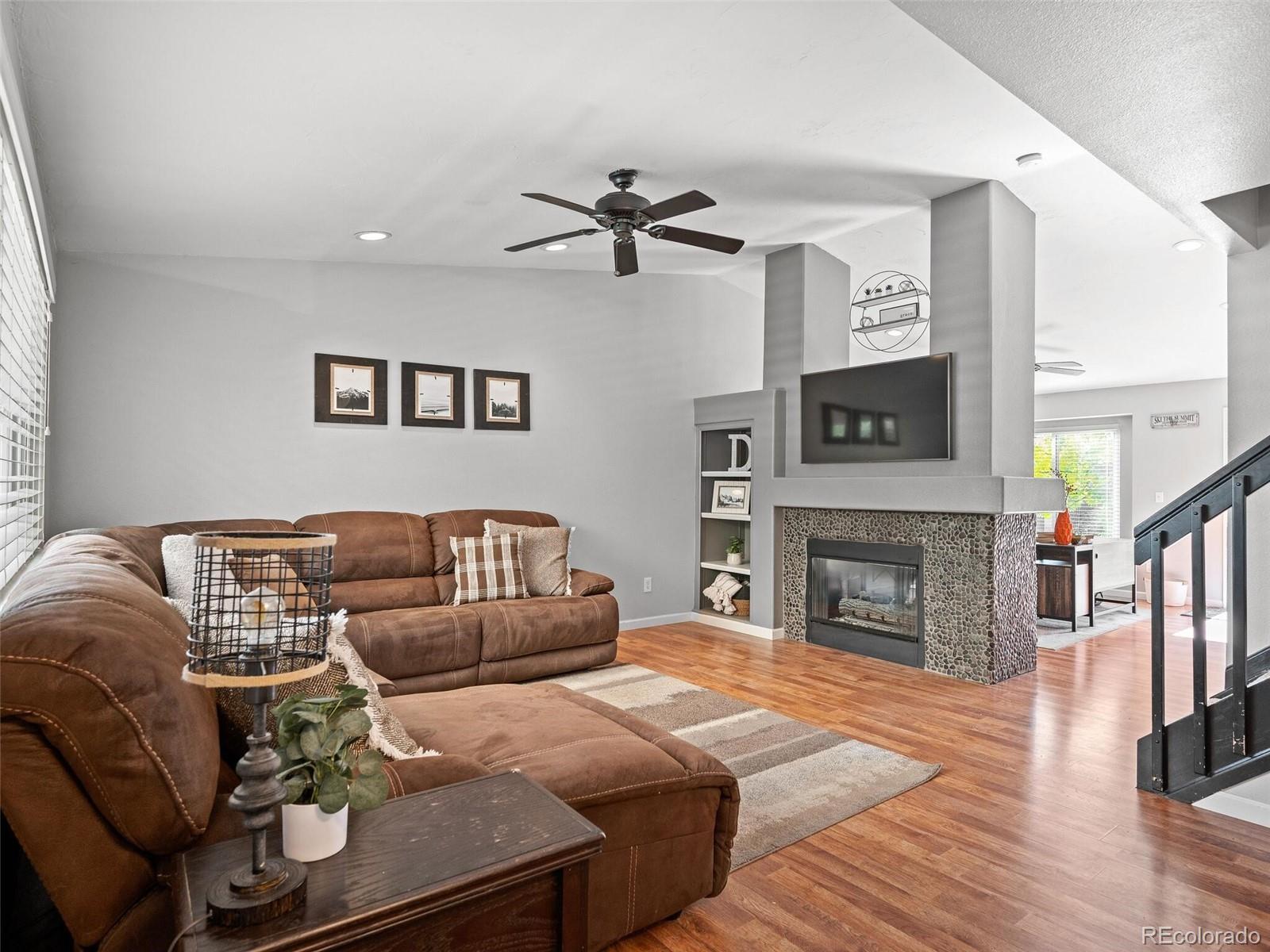 4891 Collinsville Place