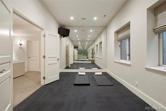 401 S Garfield Street Unit: 15