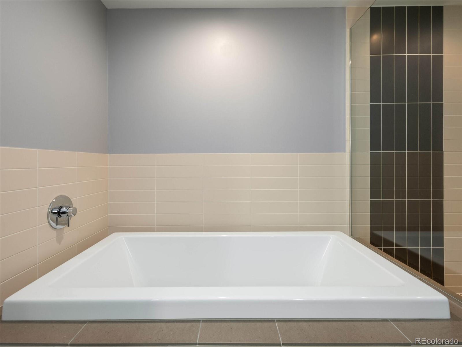 1620 N Little Raven Street Unit: 301