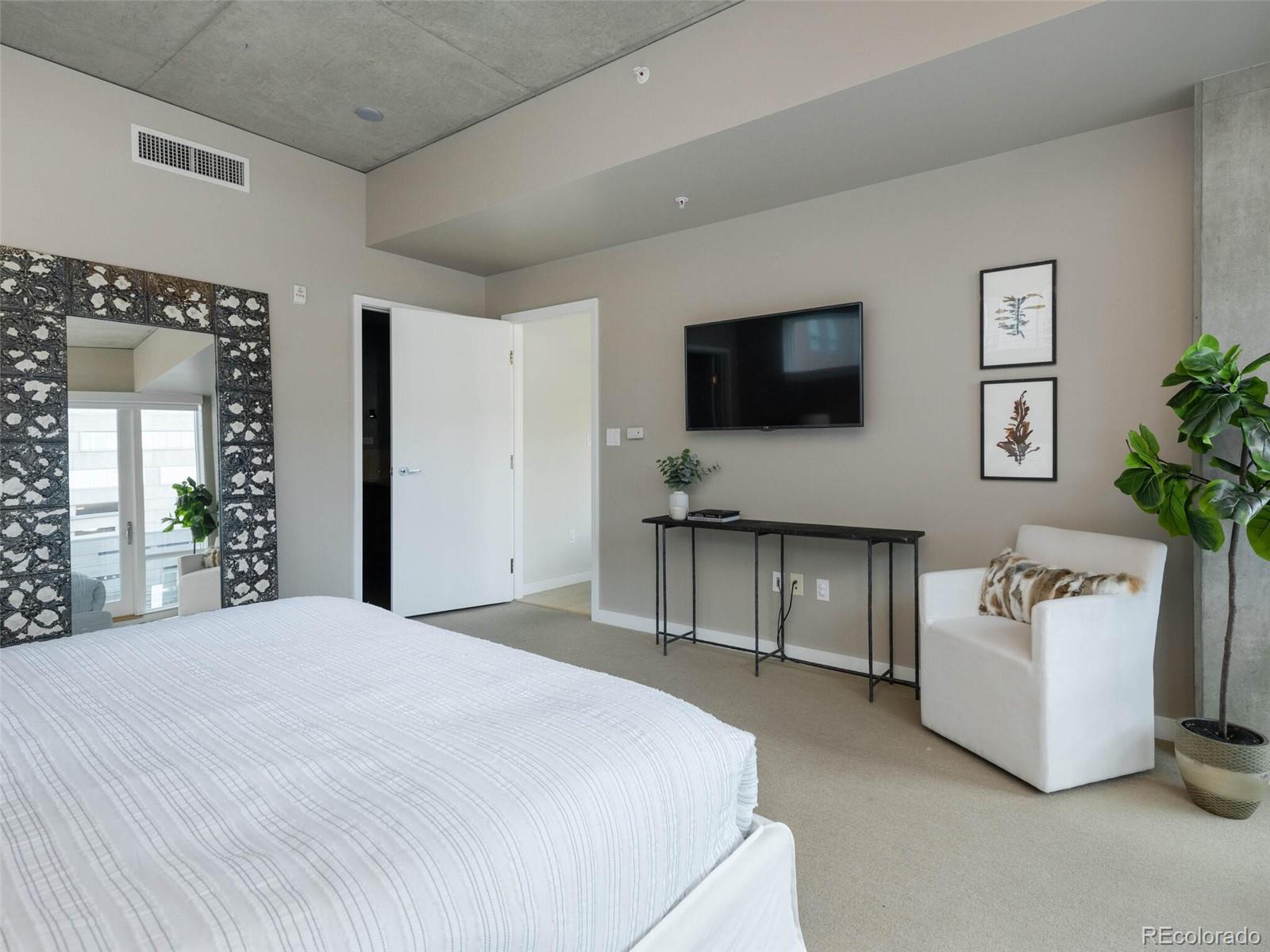 1620 N Little Raven Street Unit: 301
