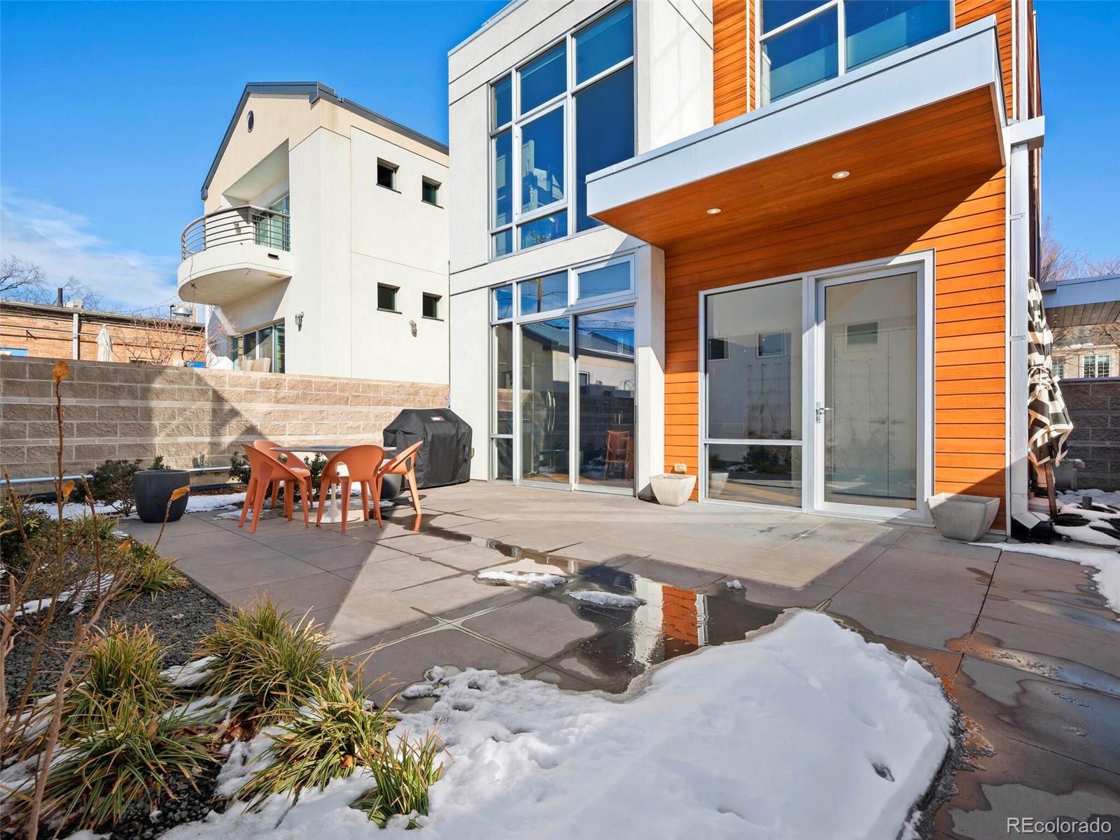 557 Columbine Street
