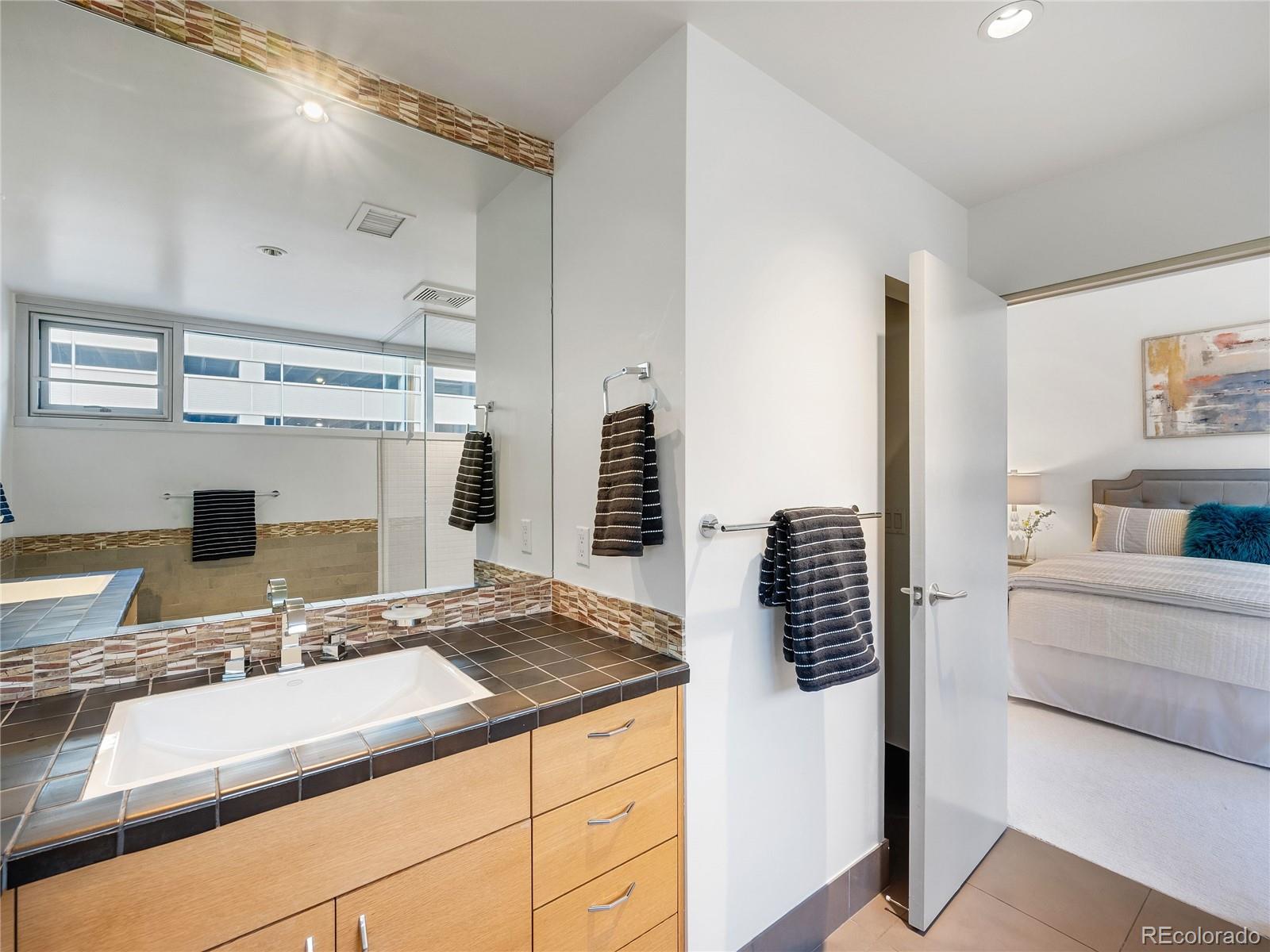 1479 Delgany Street Unit: 4