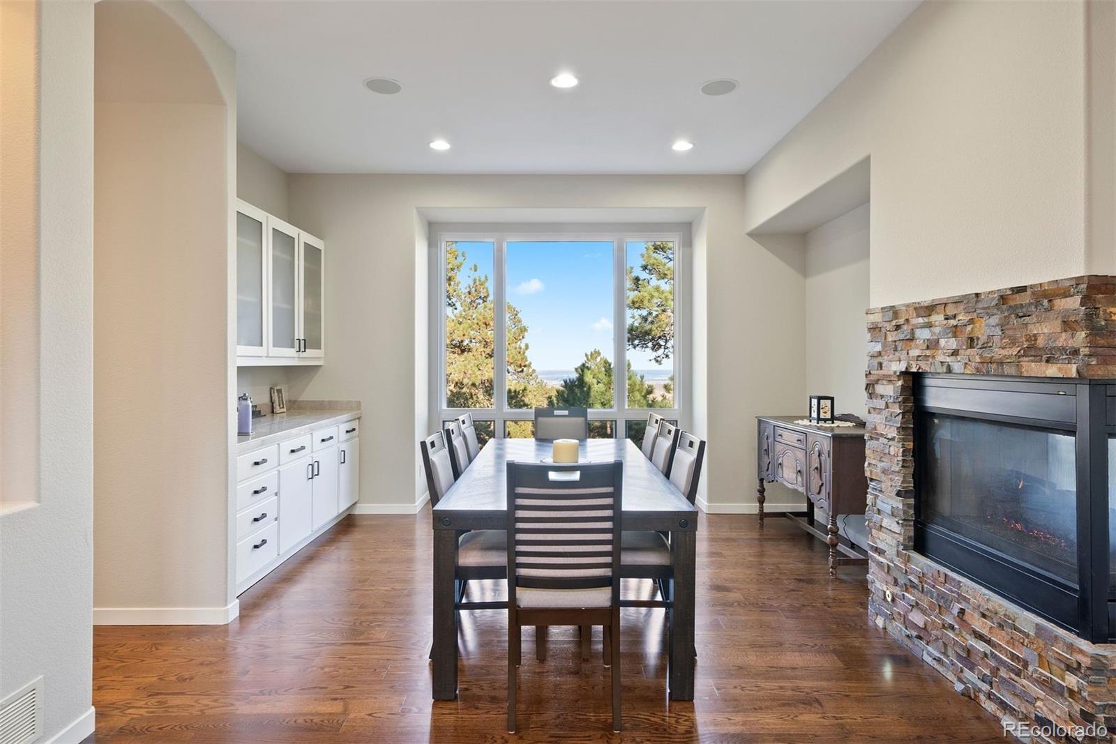 1204 Snowberry Drive