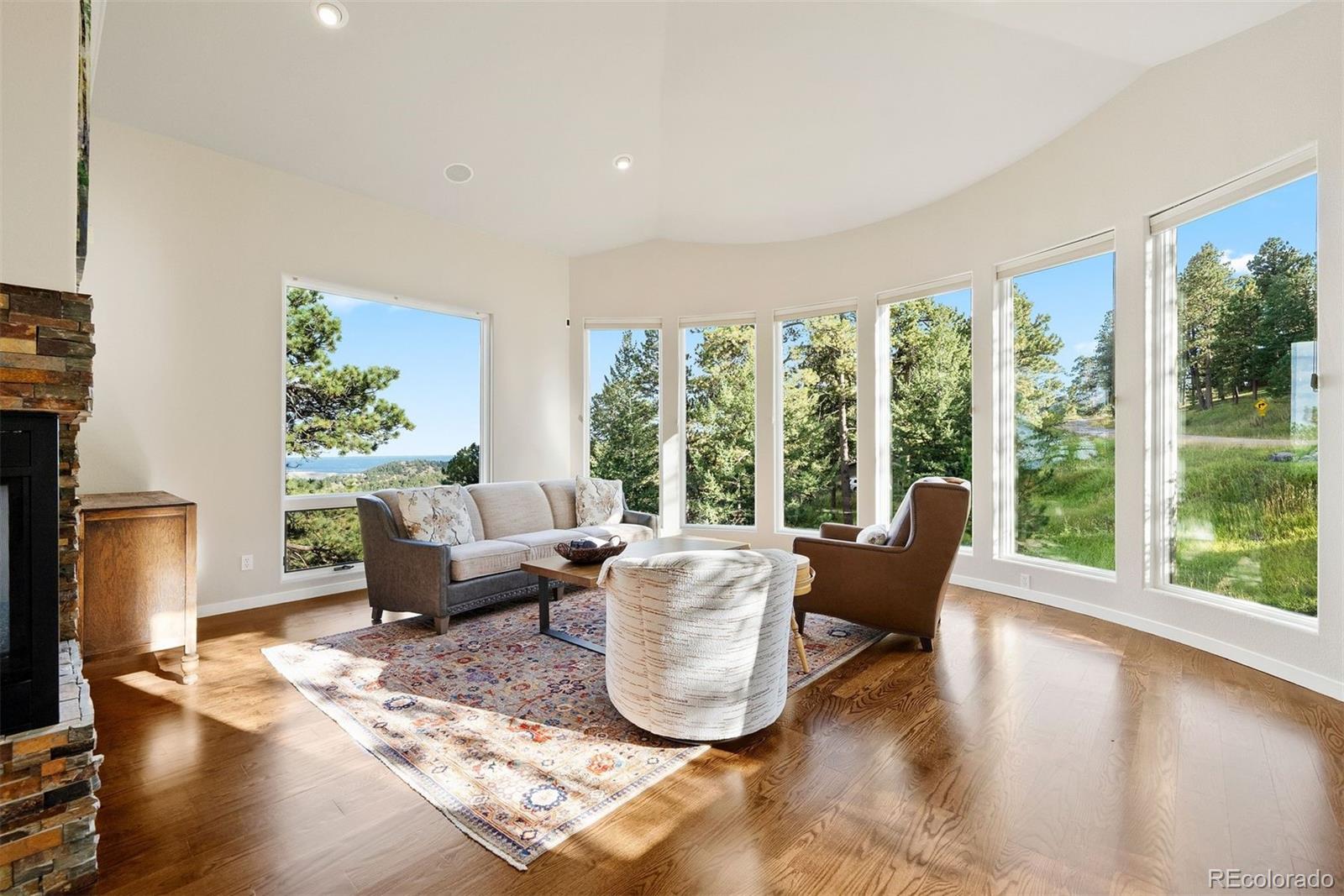 1204 Snowberry Drive