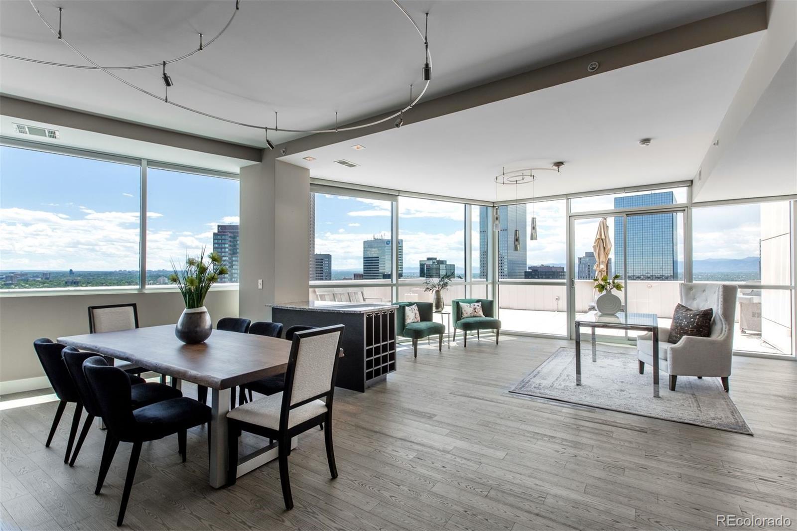 2001 Lincoln Street Unit: 2823