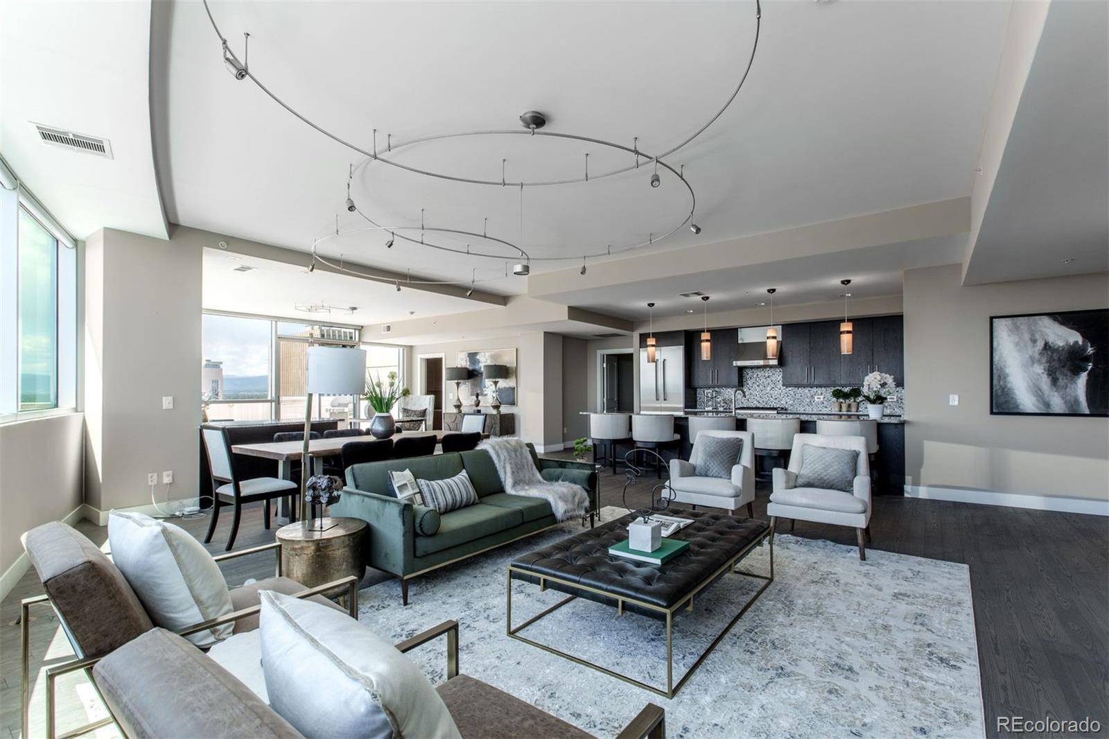 2001 Lincoln Street Unit: 2823