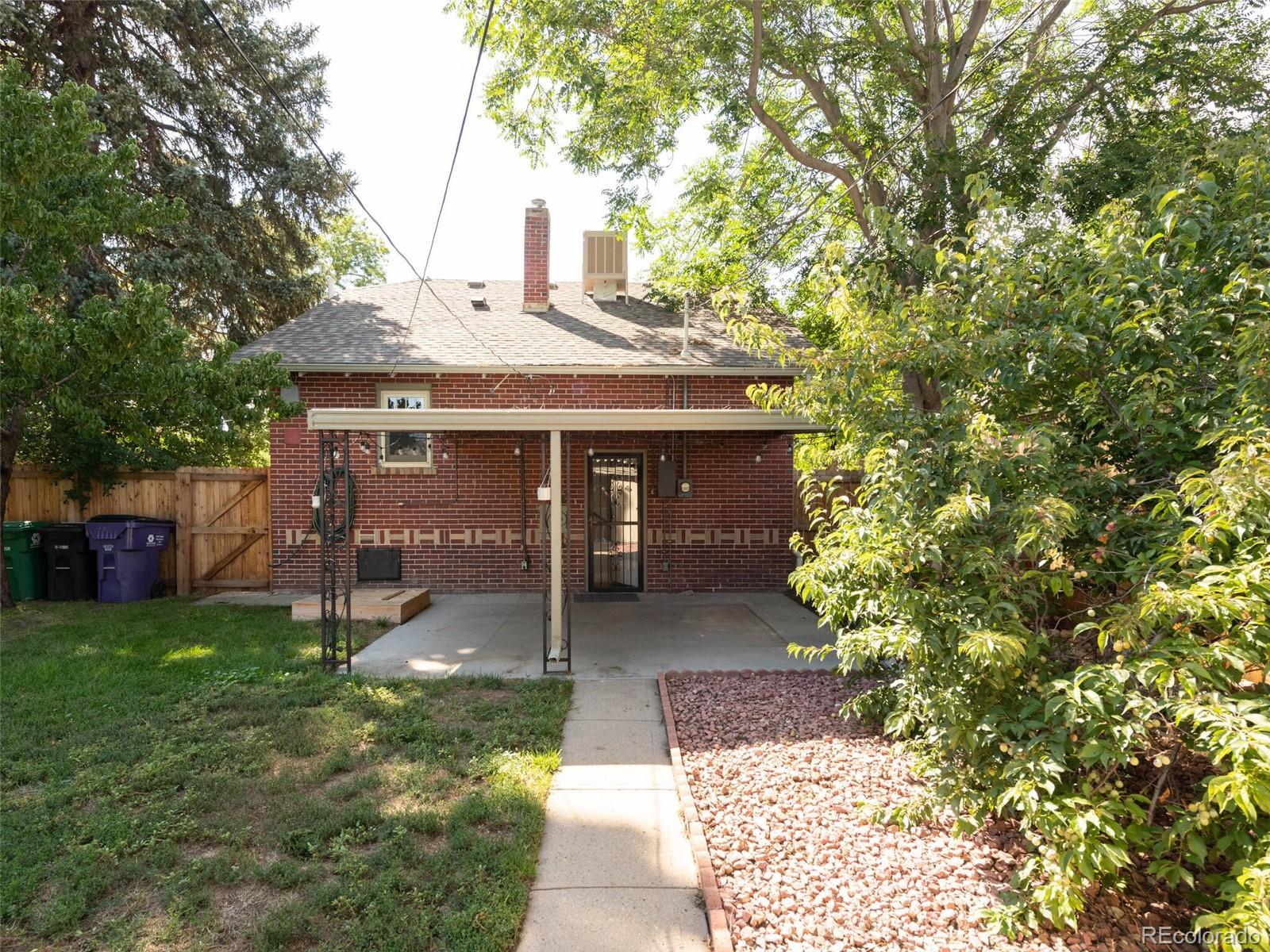 2886 Dexter Street