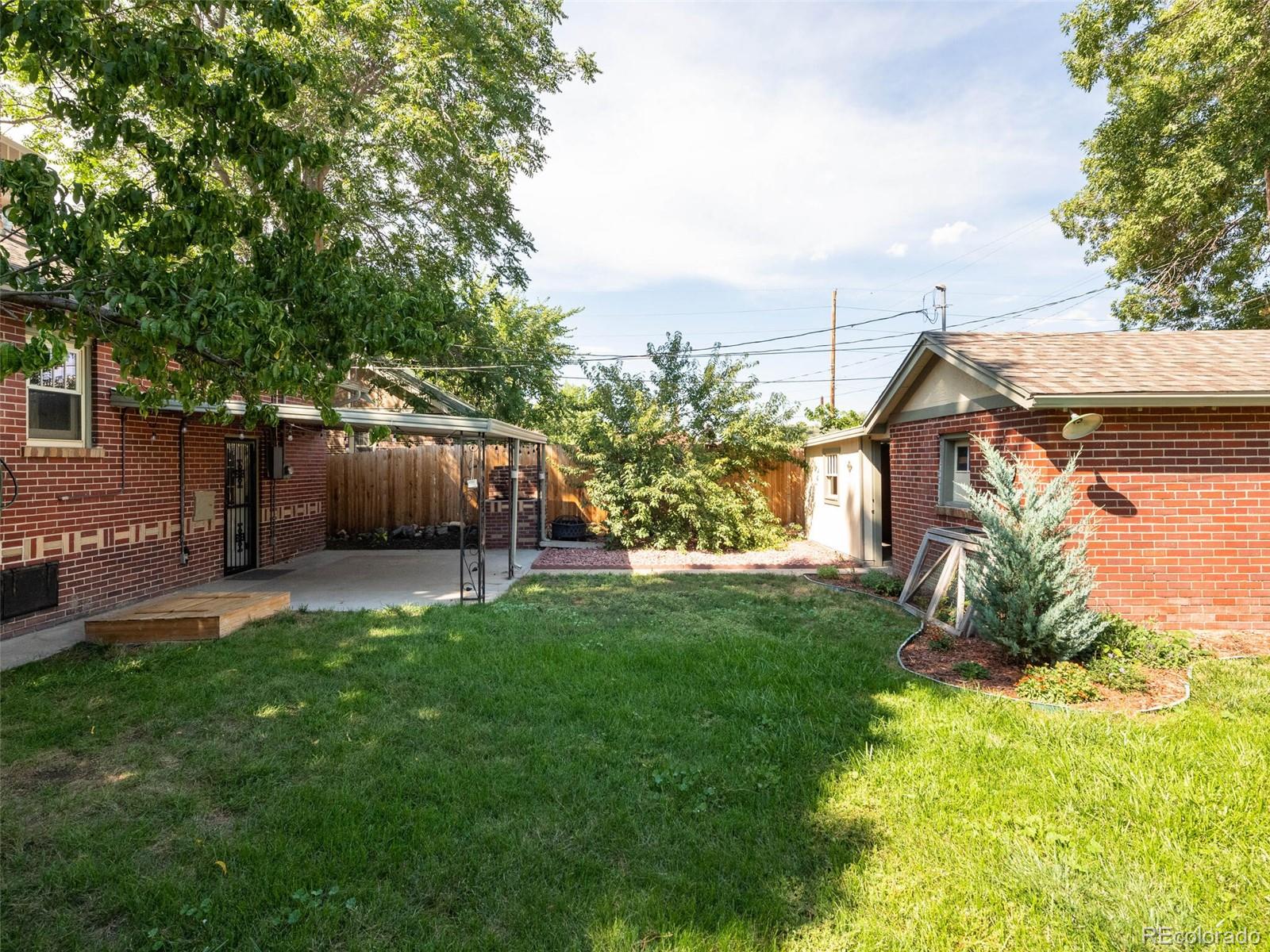 2886 Dexter Street