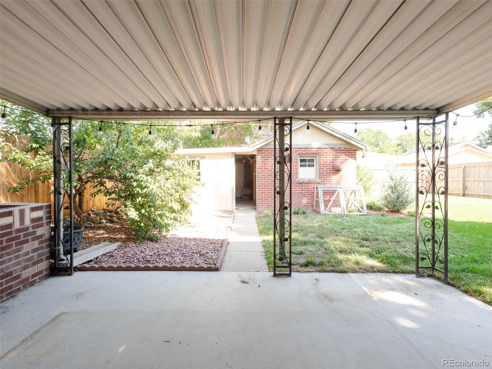 2886 Dexter Street