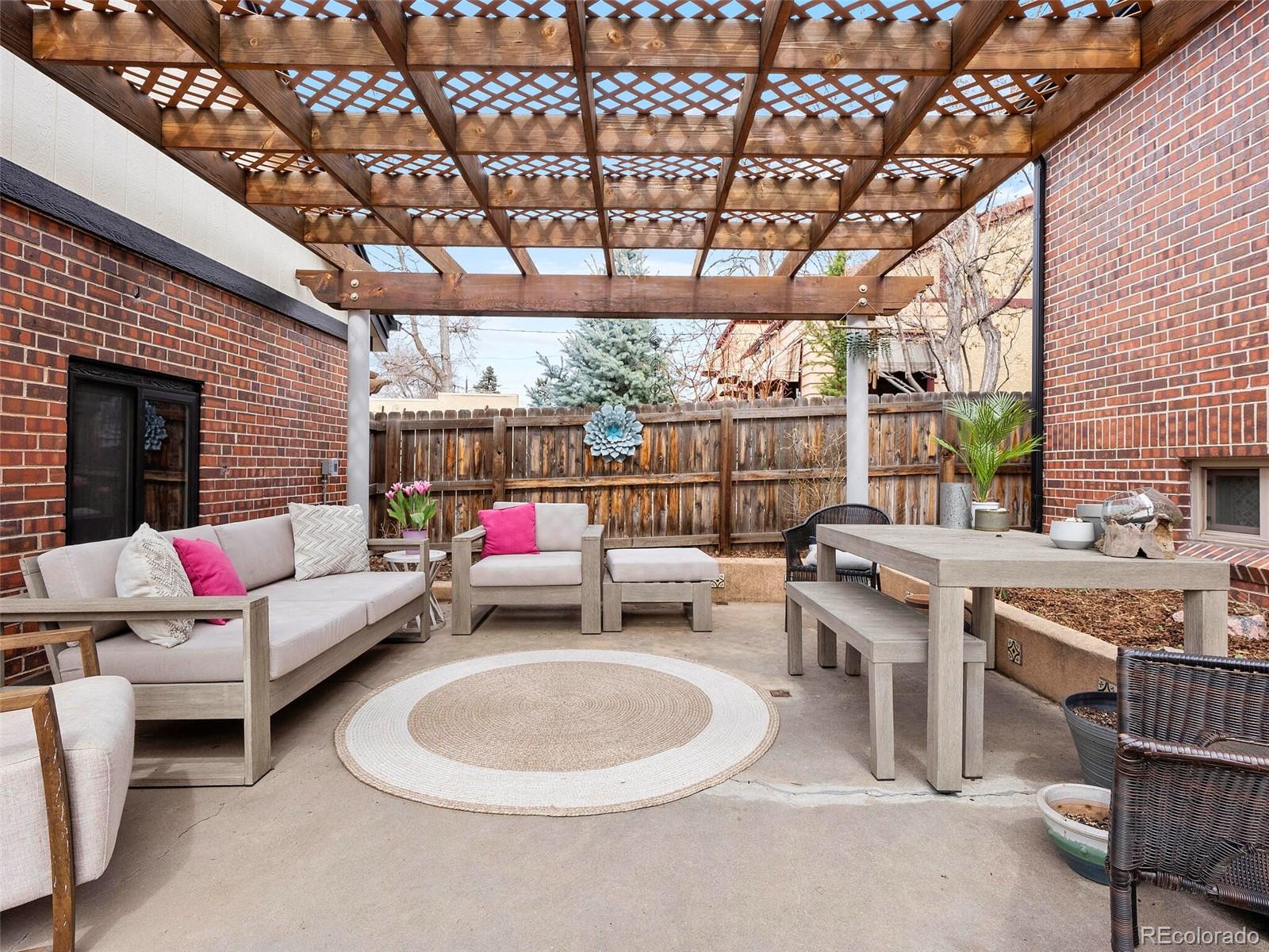 1131 Hudson Street