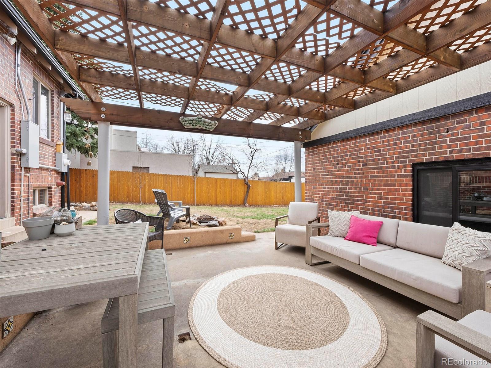 1131 Hudson Street