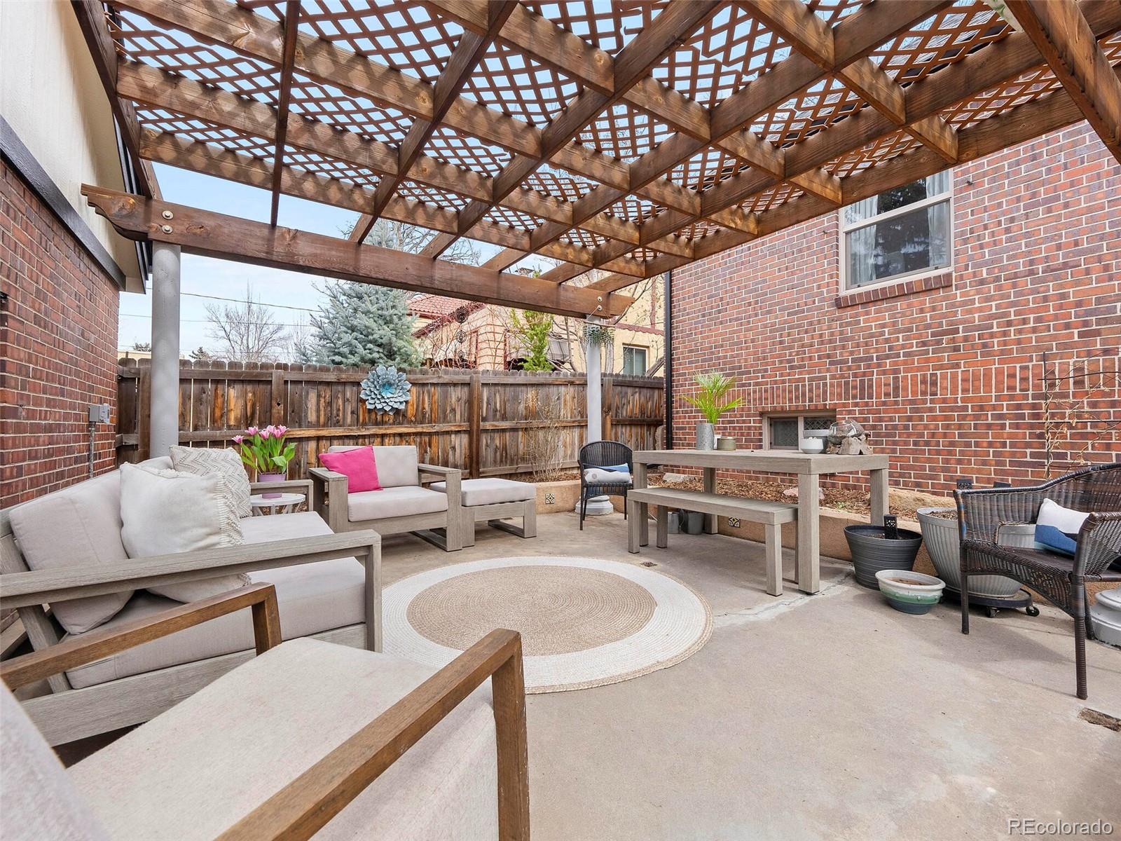 1131 Hudson Street