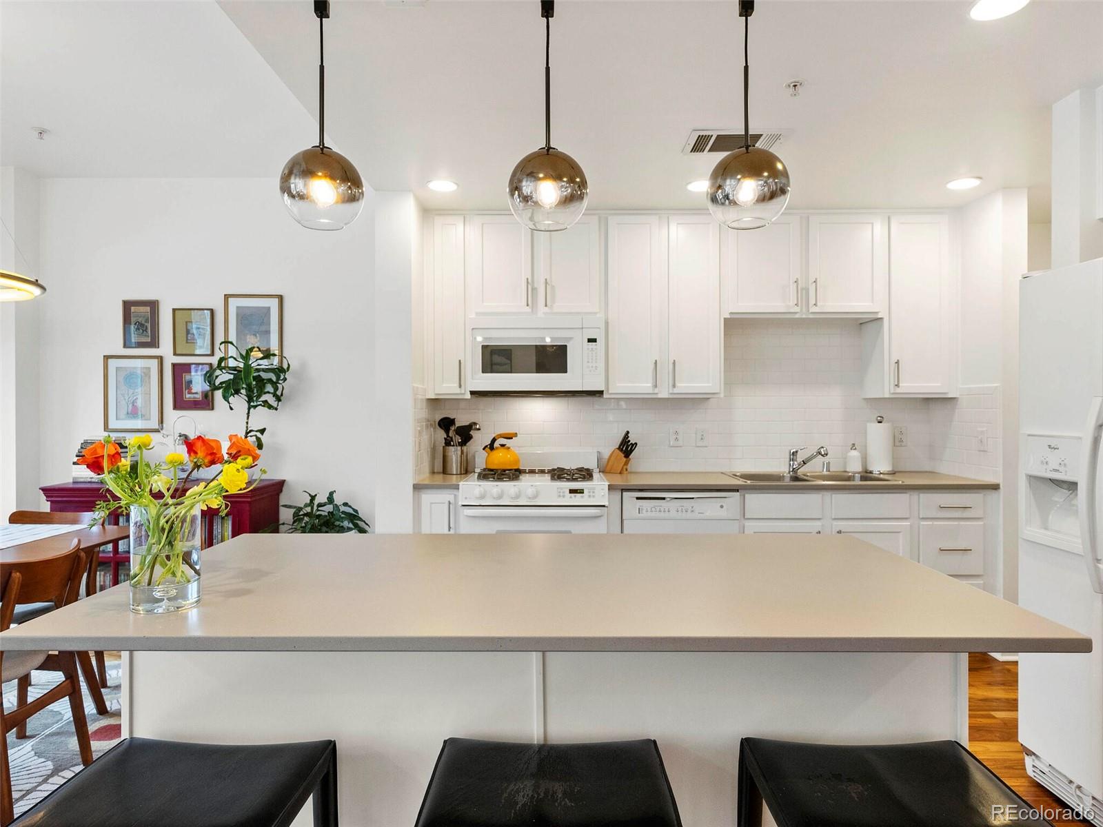 1630 Clarkson Street Unit: 202