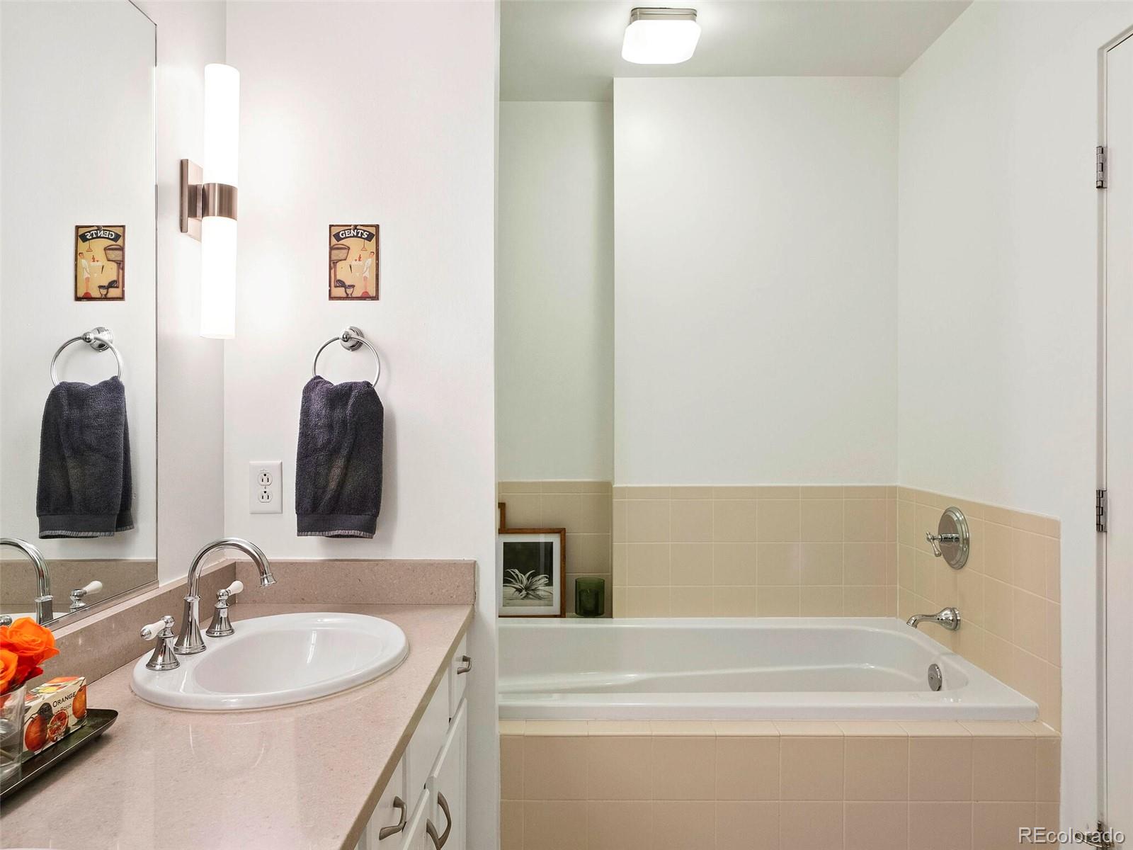 1630 Clarkson Street Unit: 202