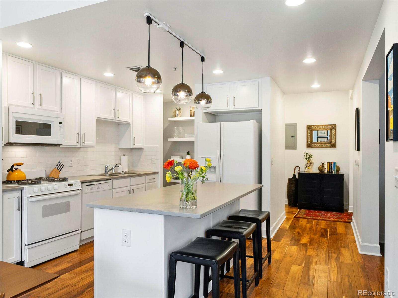 1630 Clarkson Street Unit: 202