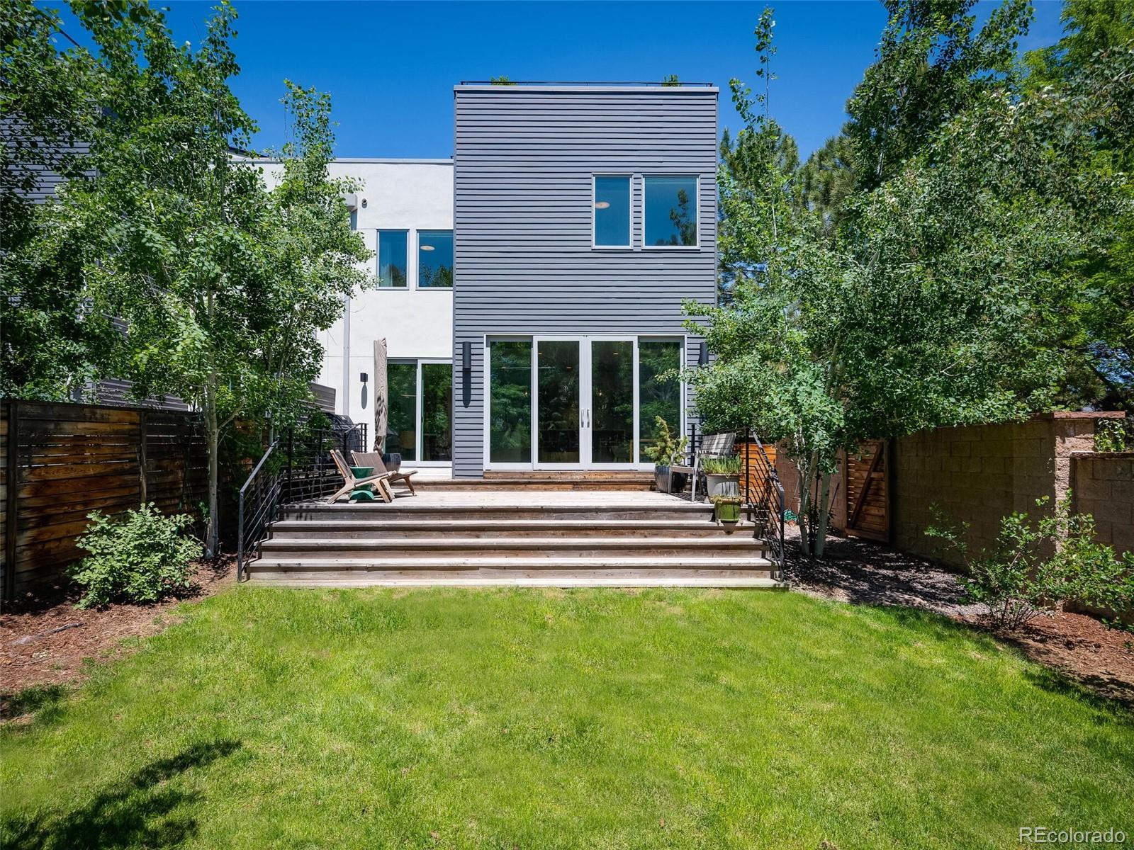1712 W 34th Avenue