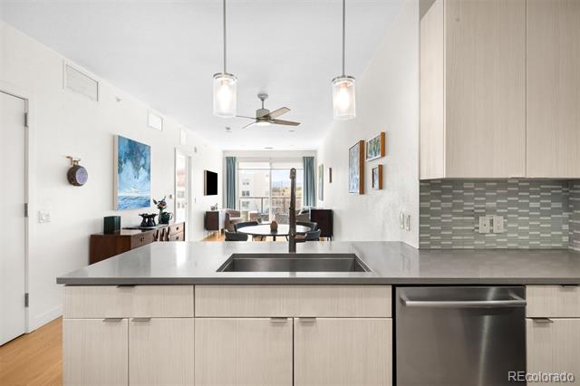1616 S Broadway Unit: 302