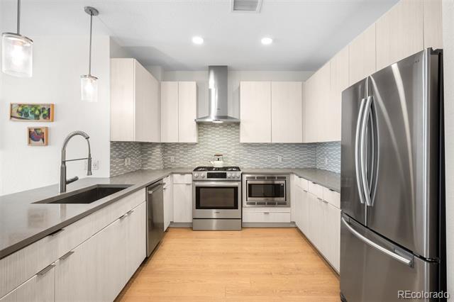 1616 S Broadway Unit: 302