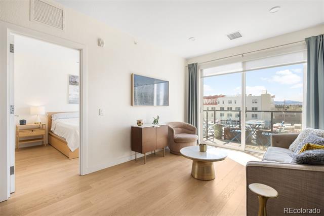 1616 S Broadway Unit: 302