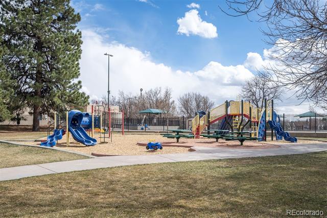 1616 S Broadway Unit: 302