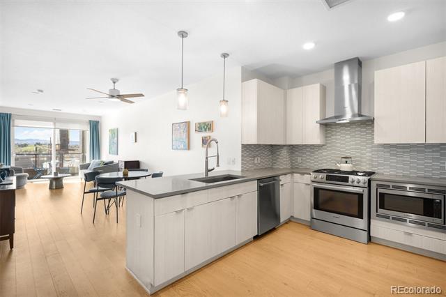 1616 S Broadway Unit: 302