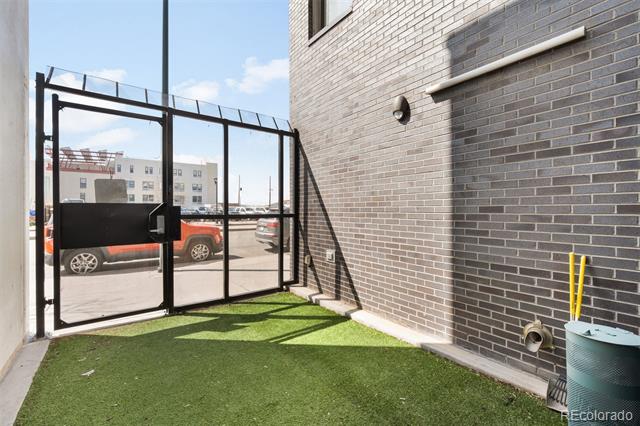 1616 S Broadway Unit: 302