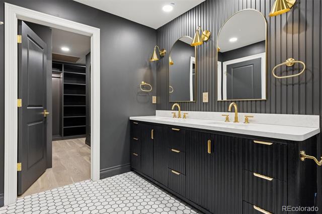 2552 E Alameda Avenue Unit: 47