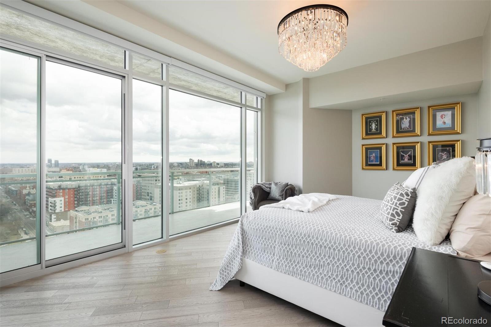2001 Lincoln Street Unit: 2122