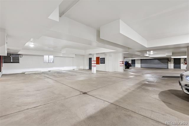 301 Garfield Street Unit: 1E