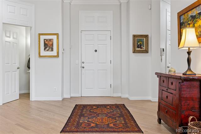 301 Garfield Street Unit: 1E
