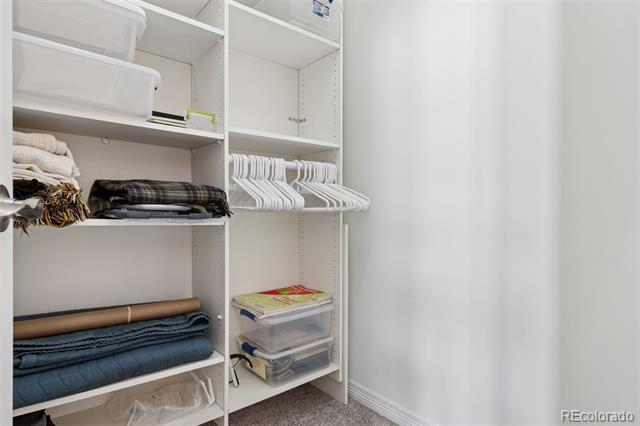 301 Garfield Street Unit: 1E