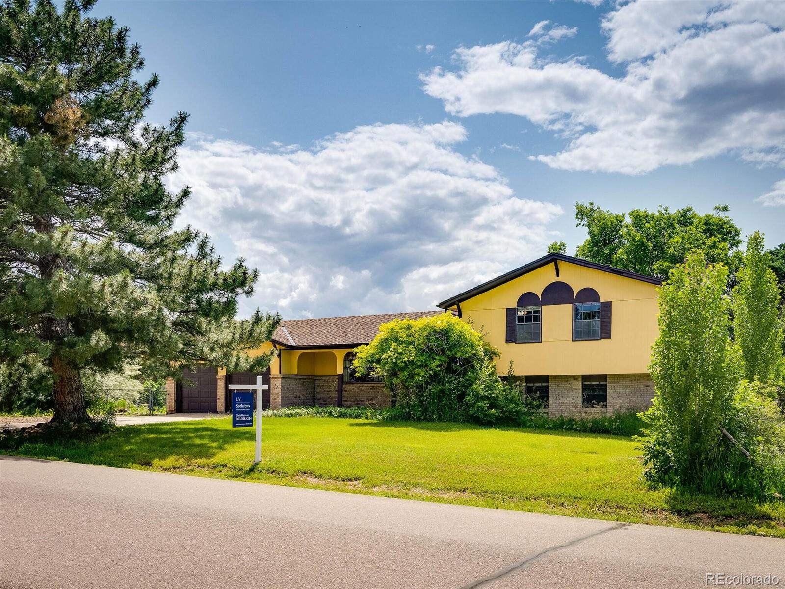 3451 S Oak Court