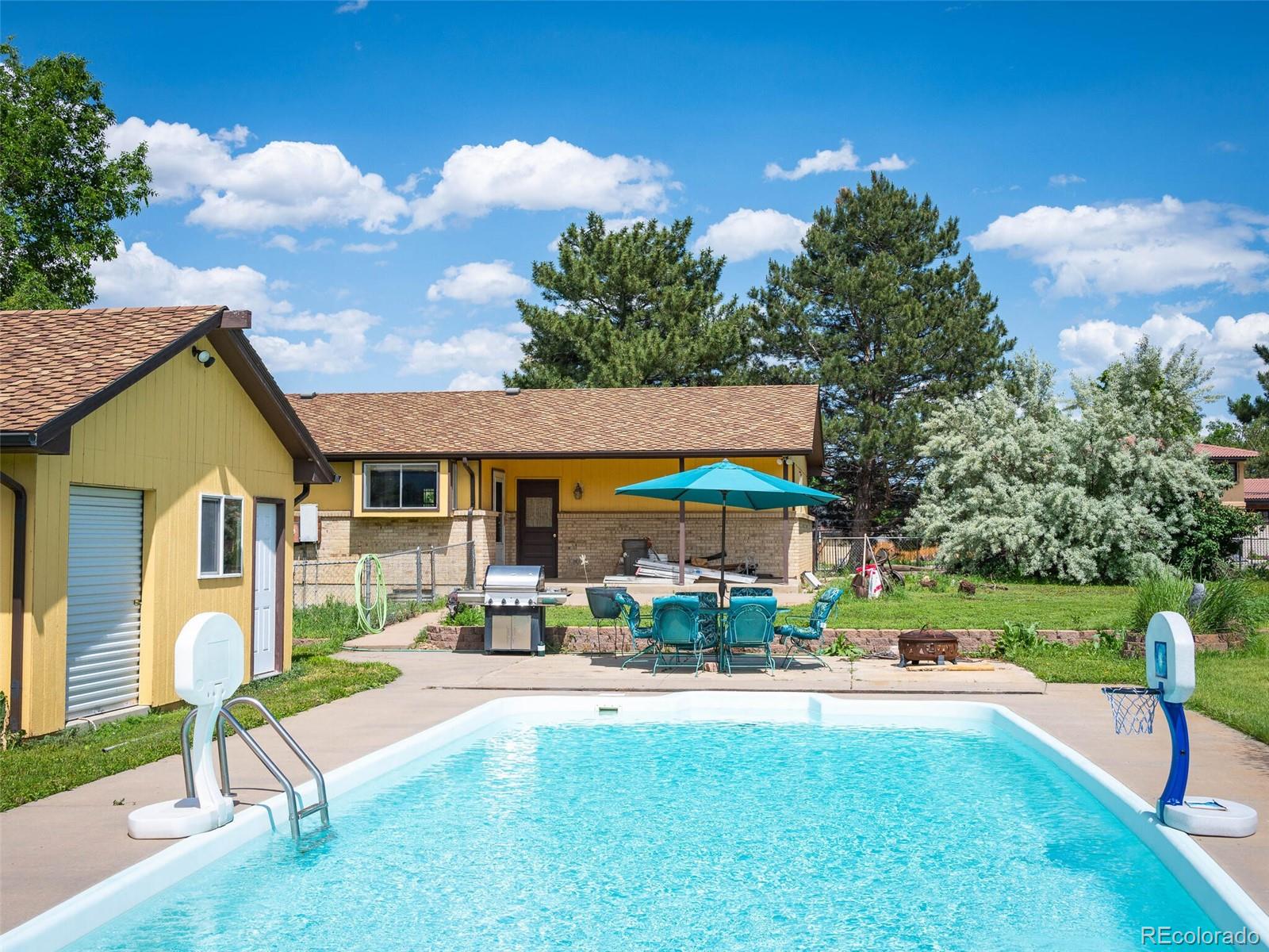 3451 S Oak Court