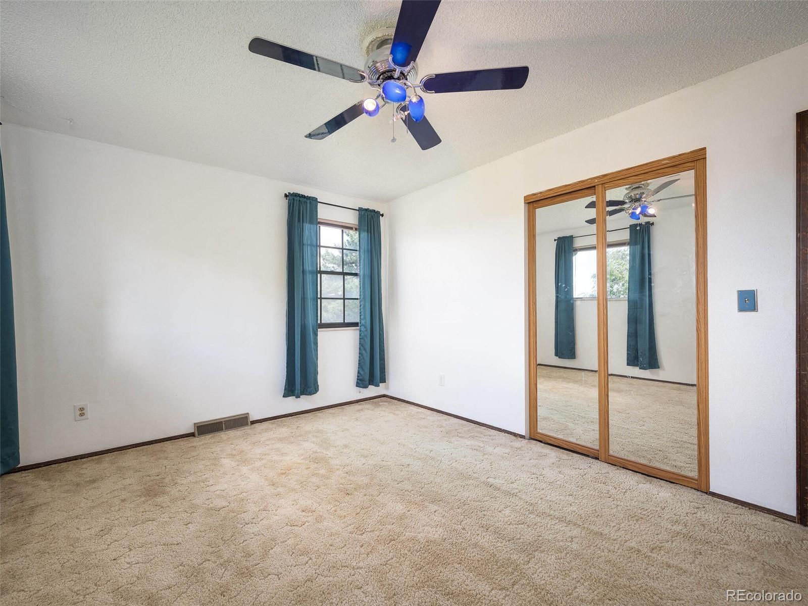 3451 S Oak Court