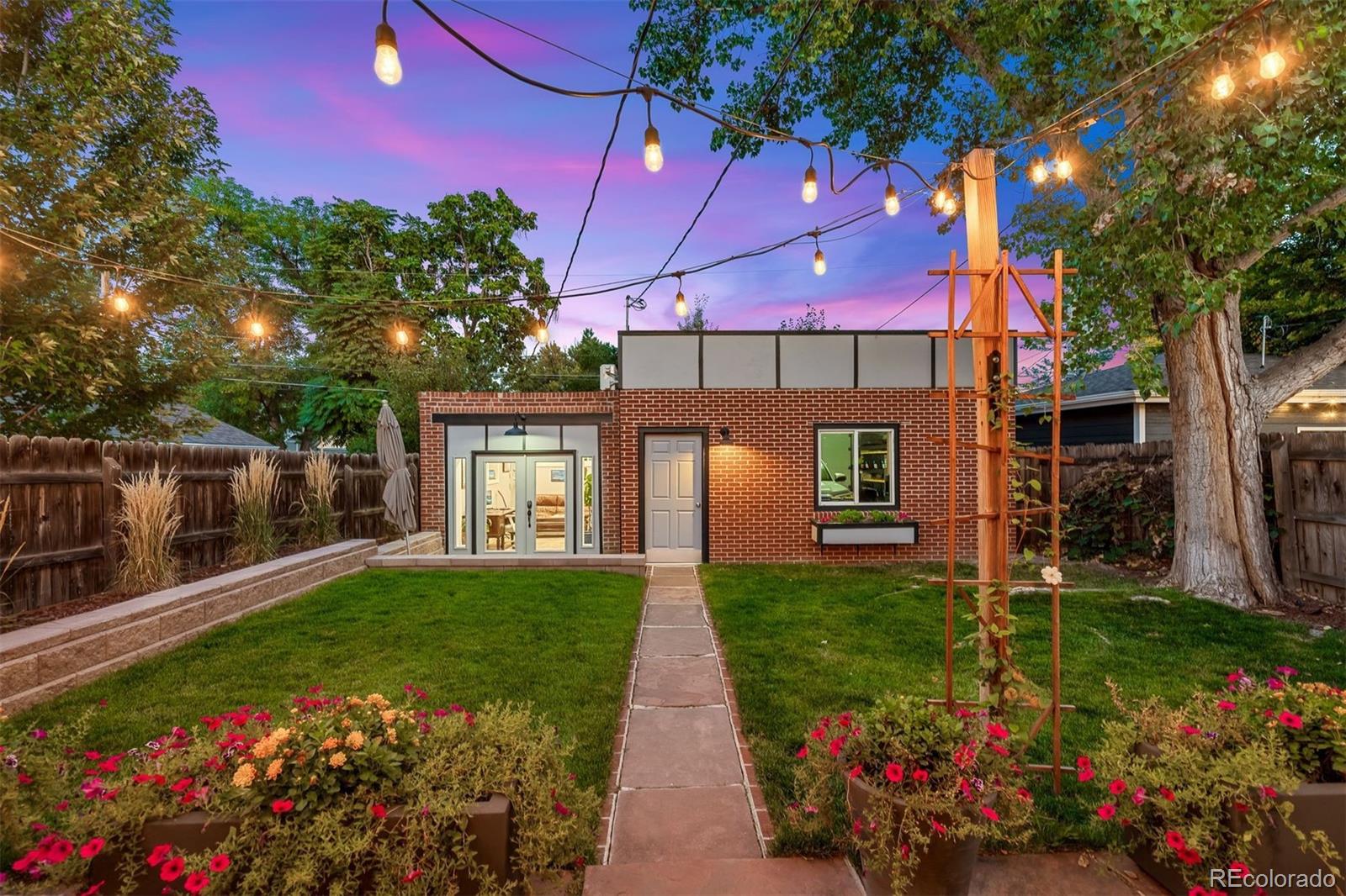 4580 Clay Street