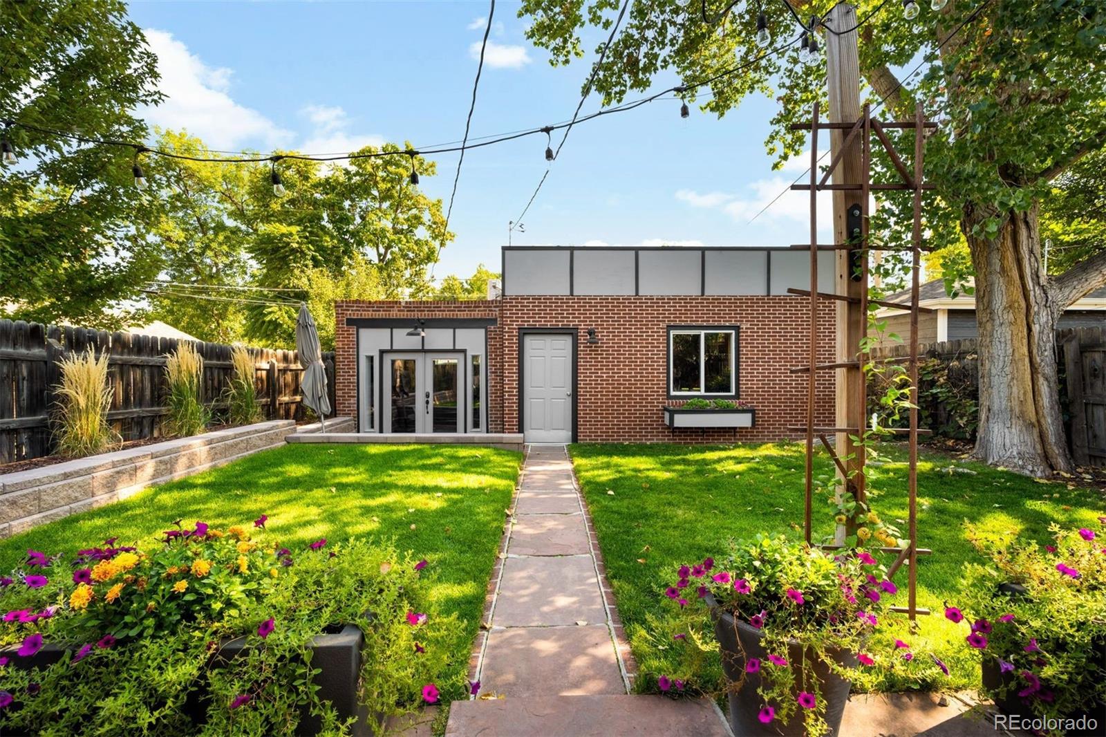 4580 Clay Street