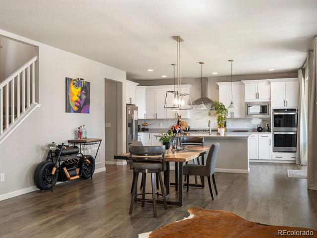 728 Larkspur Court