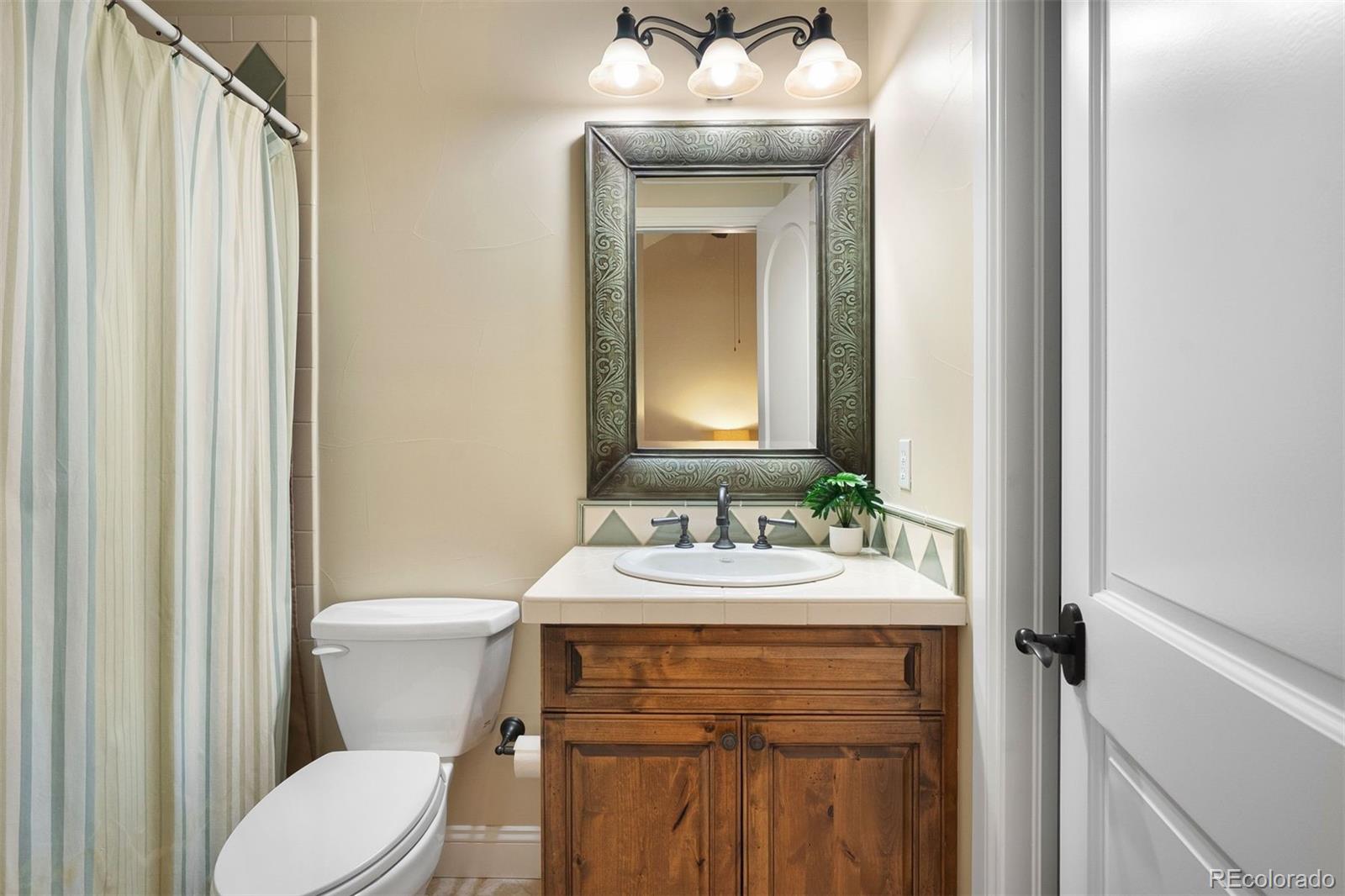 2312 S Fillmore Street