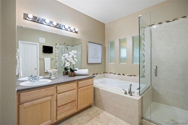 6702 S Winnipeg Circle Unit: 101