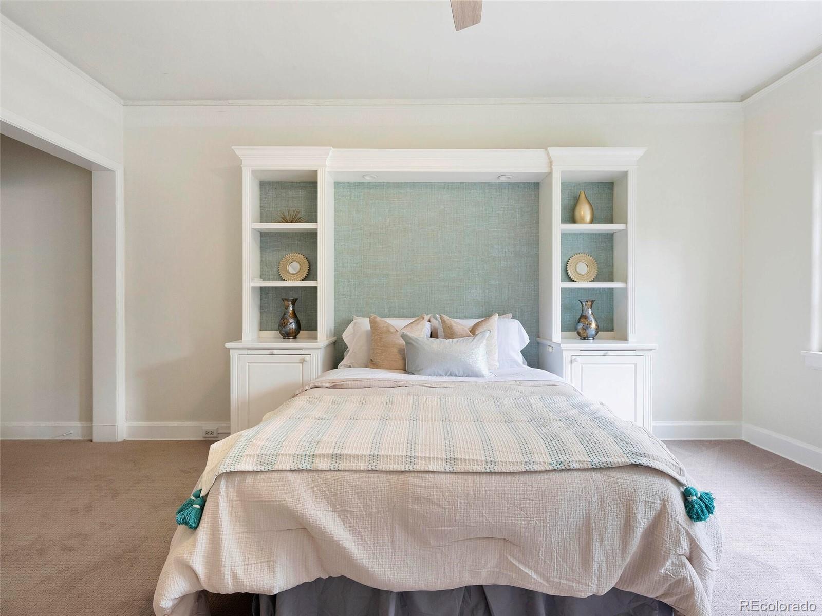 1515 E 9th Avenue Unit: 210