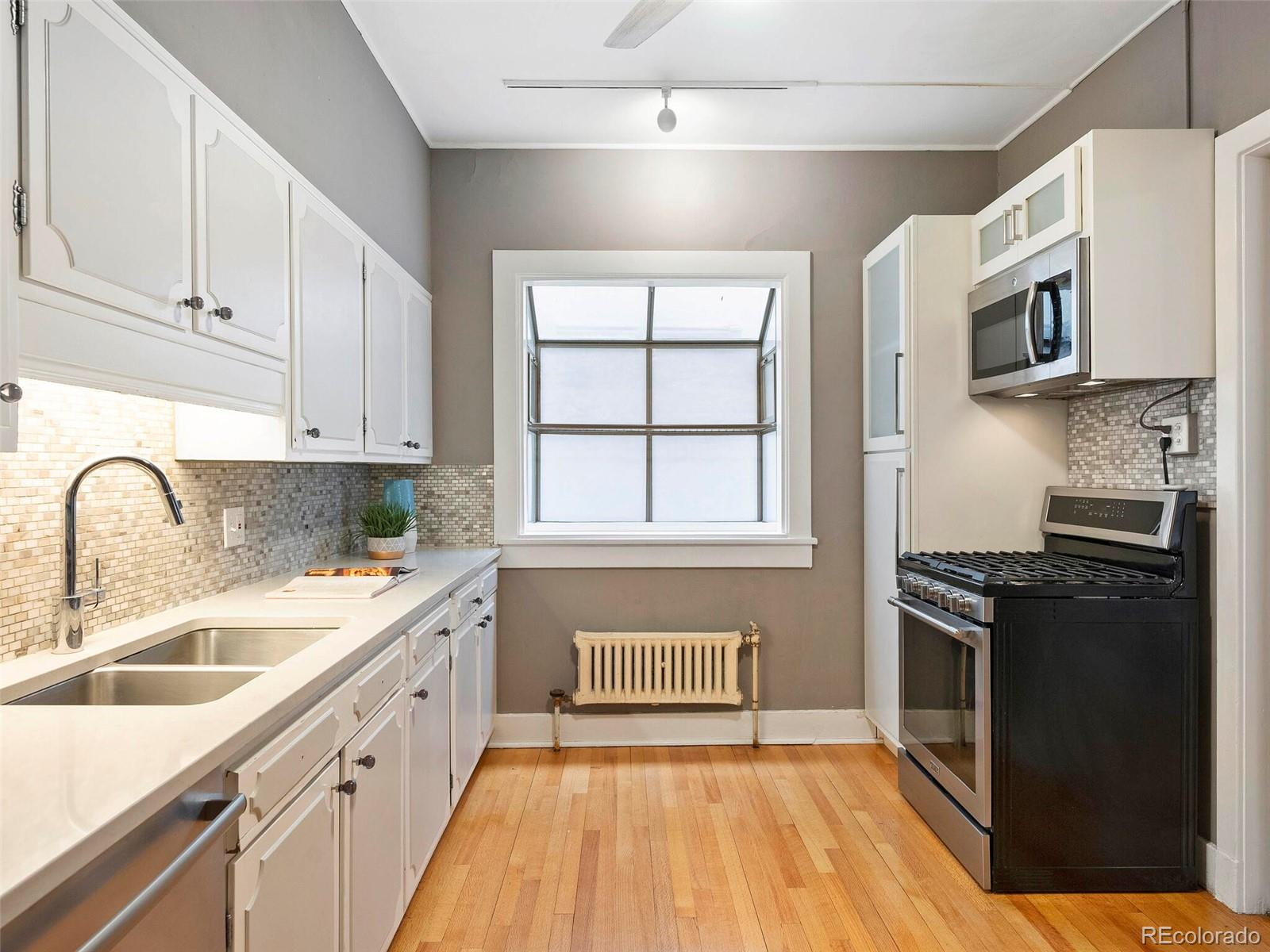 1515 E 9th Avenue Unit: 210