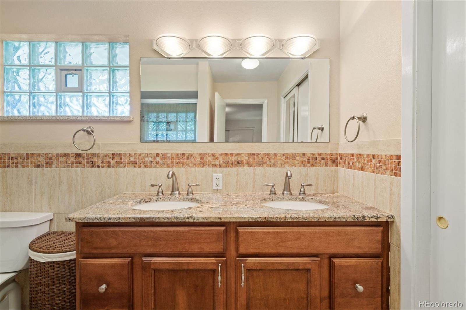 2795 Crabapple Road