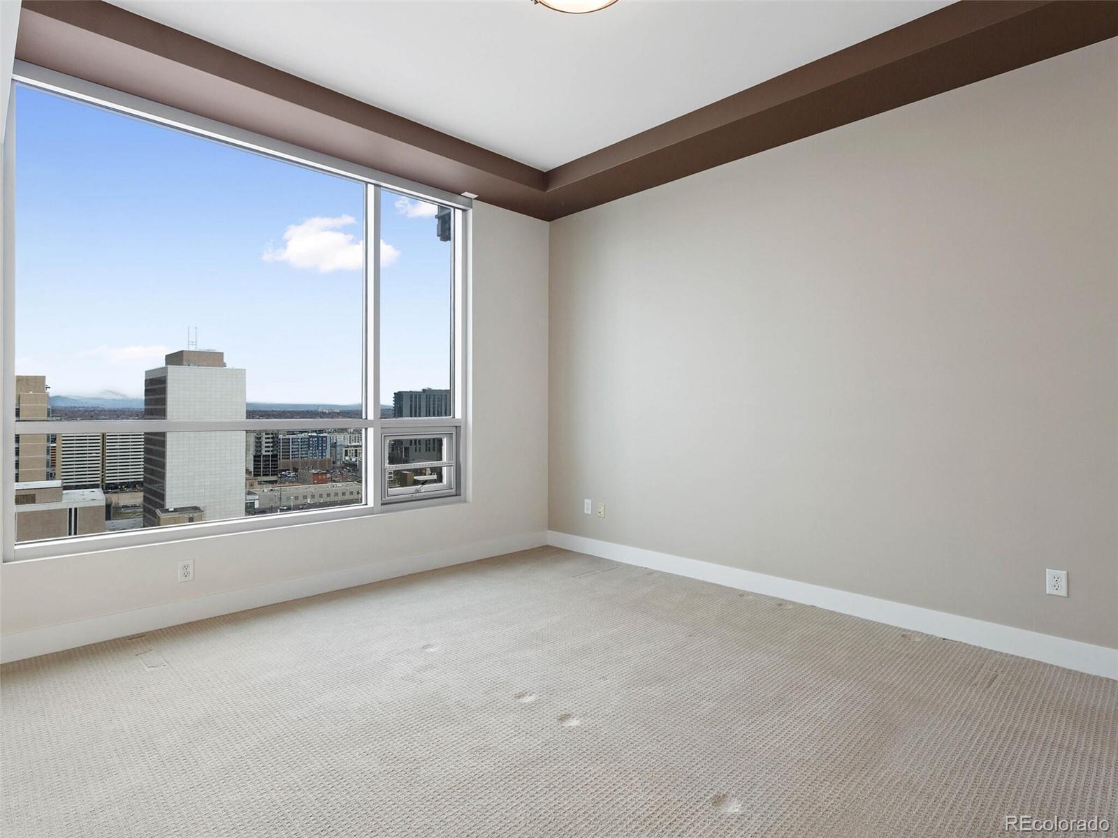 2001 Lincoln Street Unit: 1711