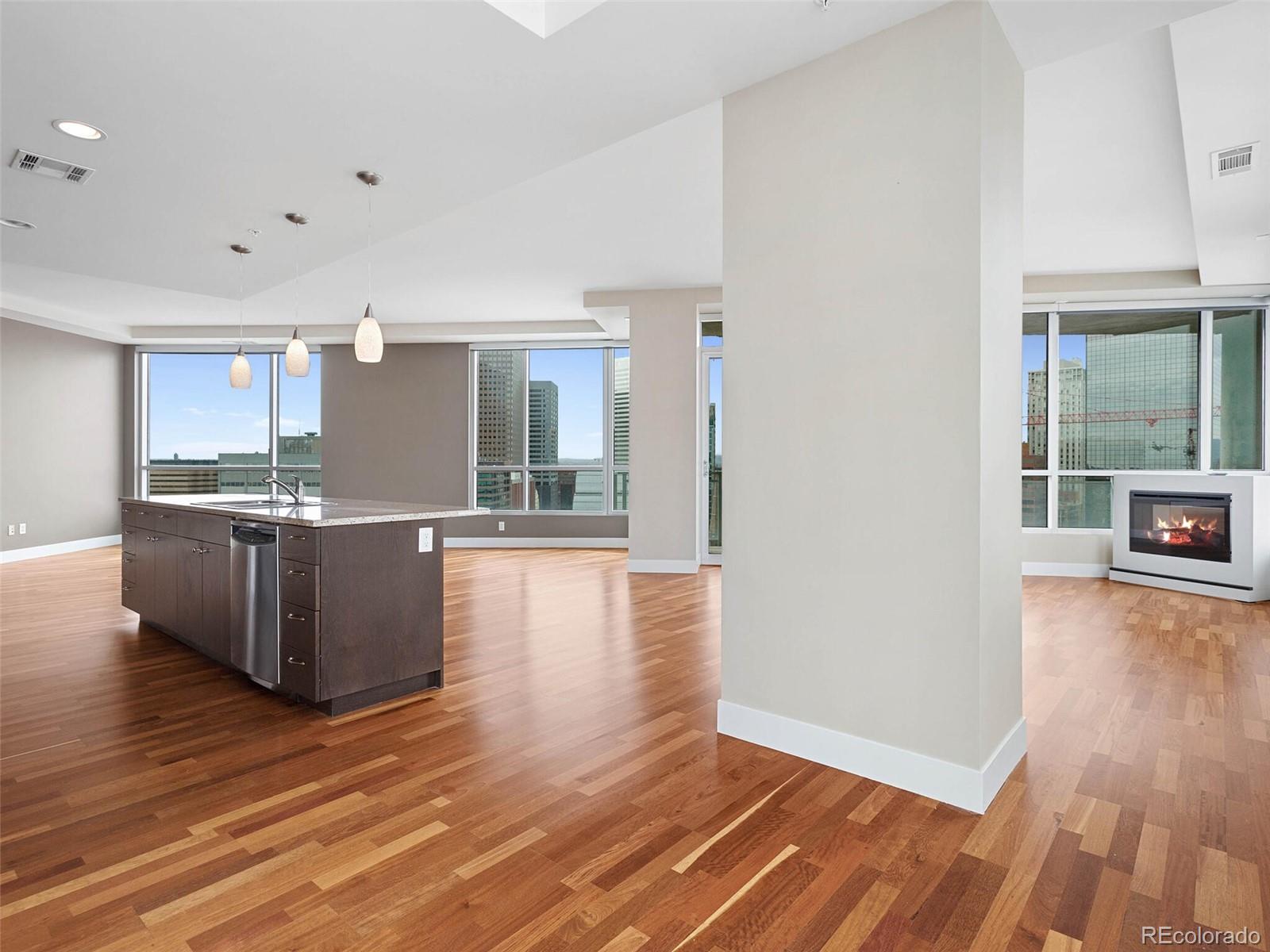 2001 Lincoln Street Unit: 1711