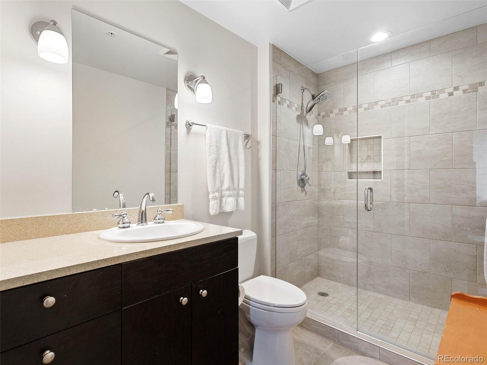 2001 Lincoln Street Unit: 1711